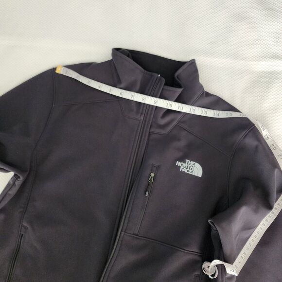 The North Face Men's Dark Black Performance Jacket - Picture 15 of 15